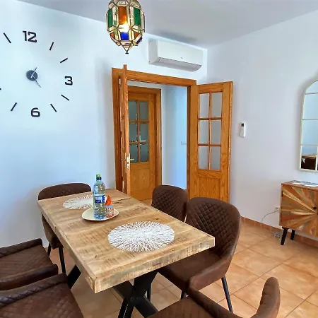 Azahara En Casasol *