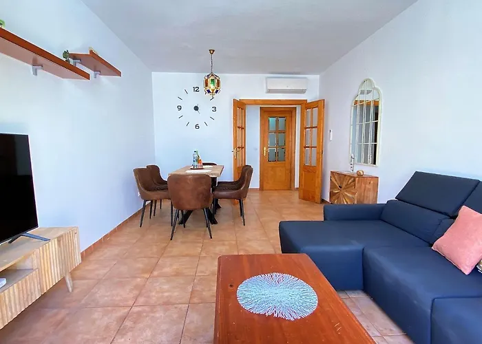 Azahara En Casasol Nerja