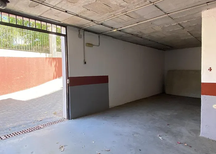 Azahara En Casasol *